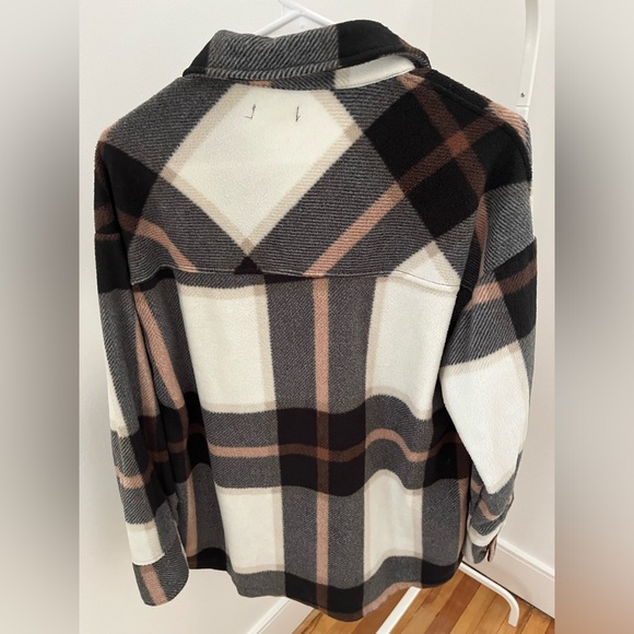 Ardene checkered flannel different shades of brown soft fabric. - Picture 2 of 2